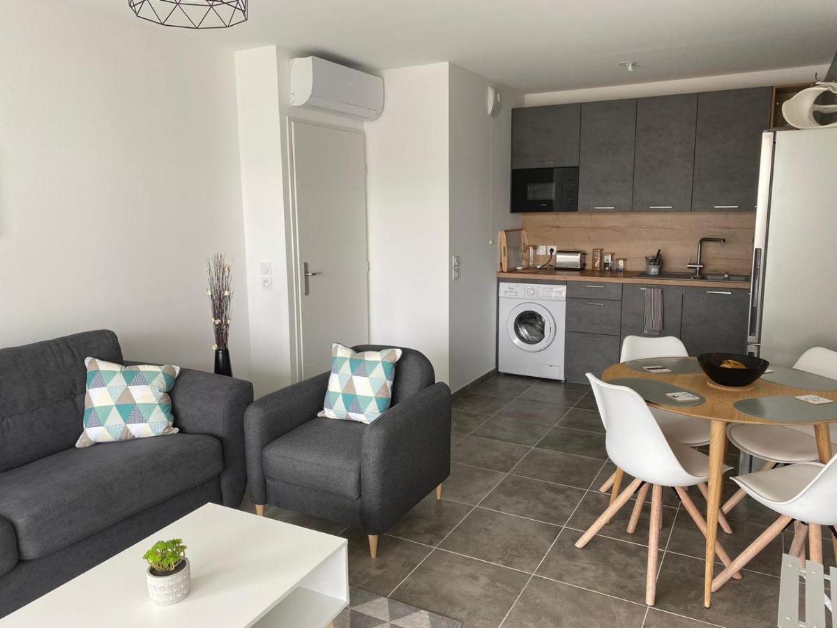 Appartement Neuf Moderne Avec Piscine ピュジェ・シュル・アルジャン エクステリア 写真